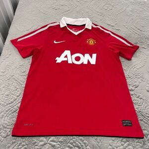 Nike Manchester United 2010-2011 Home Jersey Mens Medium Red Aon Dri-FIT Soccer